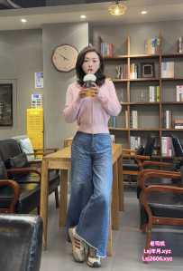 白云大胸妹兼值 - 婷婷